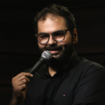 Comedian Kunal Kamra performing