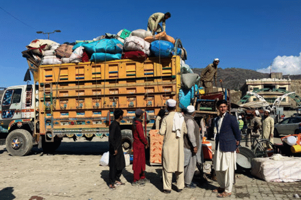 Loaded truck with migrants