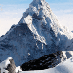 British climbers scaling Everest