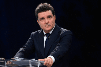 Romanian election crowd