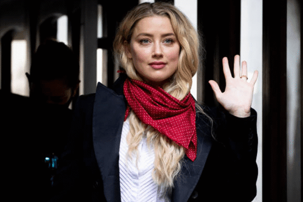 Amber Heard with twins