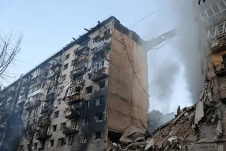 Kyiv airstrike civilian damage