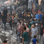 Crowd near Gaza aid truck