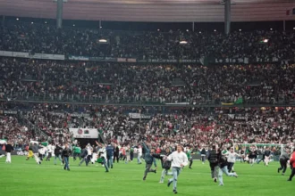 Algeria stadium crowd collapse