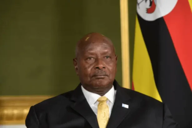 Museveni announces re-election bid
