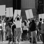 Serbian protesters block roads