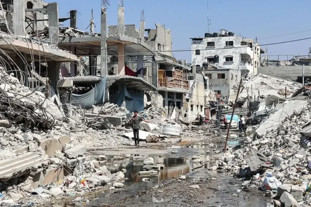 Trump announces Gaza ceasefire