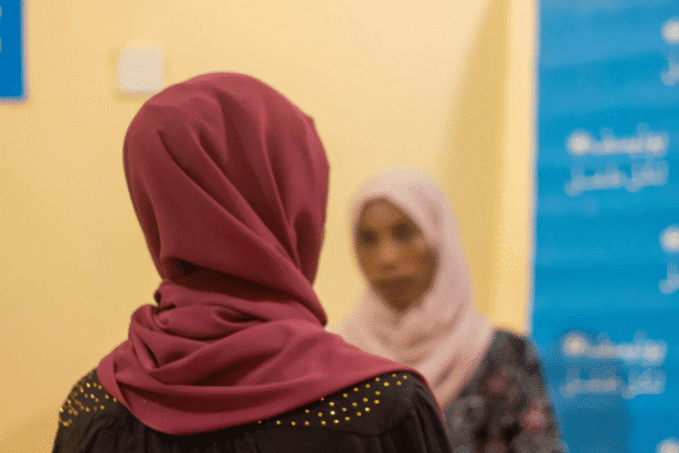 Pregnant woman fleeing Sudan