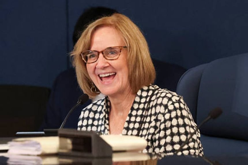 Miami first woman mayor